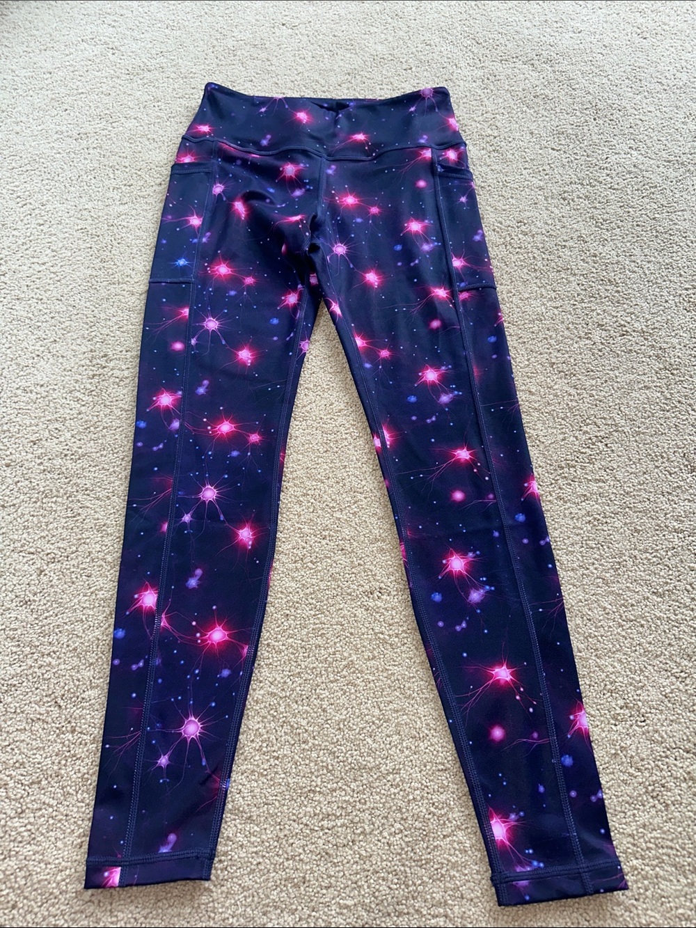 Constantly varied gear leggings